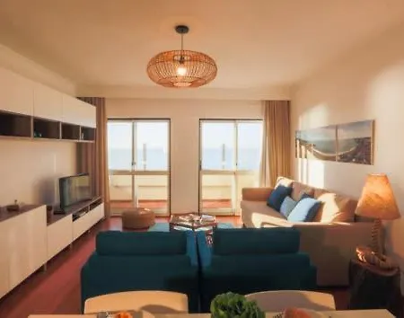 Guestready - Oceanview Topfloor W Terrace Apartman Ponta Delgada