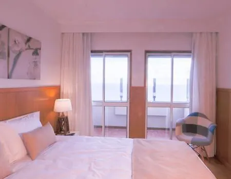 Oceanview Topfloor W/ Terrace Apartment