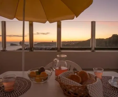 Apartamento Guestready - Oceanview Topfloor W Terrace Ponta Delgada