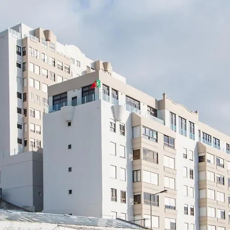 Апартаменты Guestready - Oceanview Topfloor W Terrace *