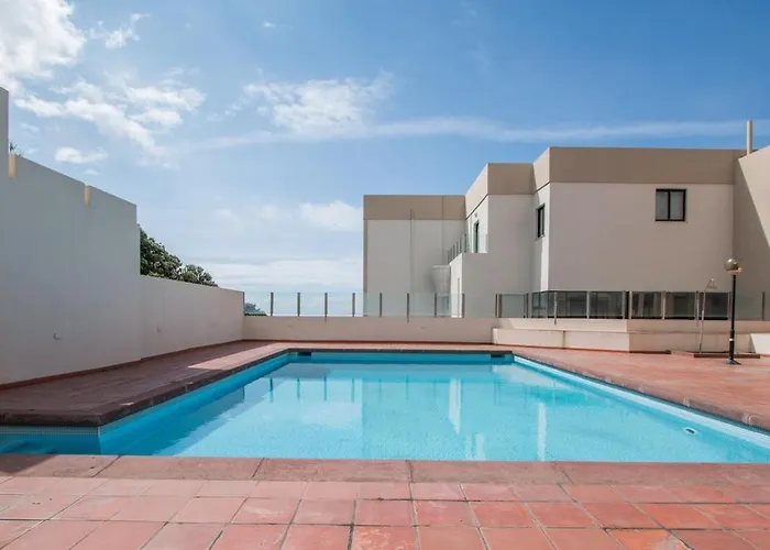 Daire Guestready - Oceanview Topfloor W Terrace Ponta Delgada